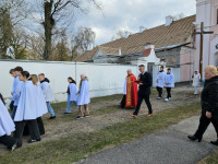 Fotorelacja z dzisiejszej Drogi Krzyżowej.