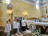 Koronacja-fotorelacja z tej ważnej i niezwykłej dla naszej parafii uroczystości.