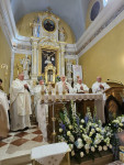 Koronacja-fotorelacja z tej ważnej i niezwykłej dla naszej parafii uroczystości.