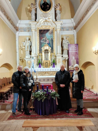 Dziękuję za przygotowanie wieńca adwentowego.