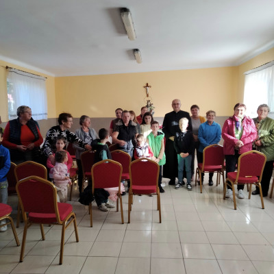 Pierwszy tydzień wspólnej modlitwy różańcowej.