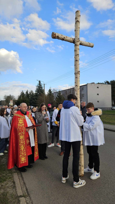 Droga Krzyżowa w Niedzielę Palmową.
