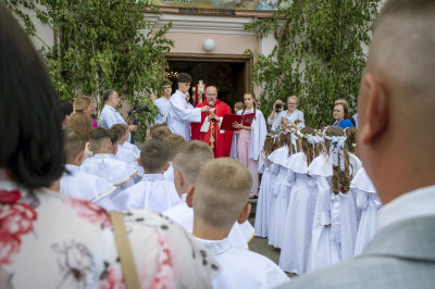 Tradycyjnie w naszej parafii I komunia święta odbyła się w Niedzielę Zesłania Ducha Świętego.