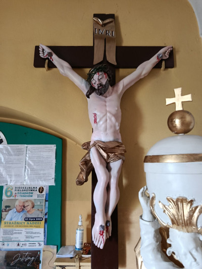 Odnowiony Krzyż.