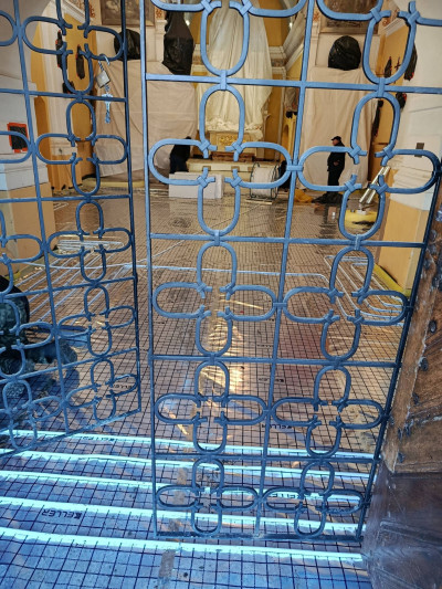 Ułożenie instalacji ogrzewania podłogowego.