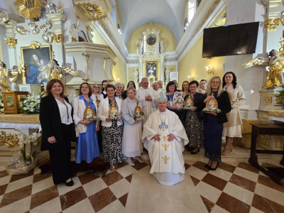 Uroczystość Koronacji Kapliczek Matki Bożej Trzykroć Przedziwnej.